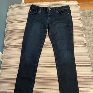 Express Stella Low Rise Legging, dark wash